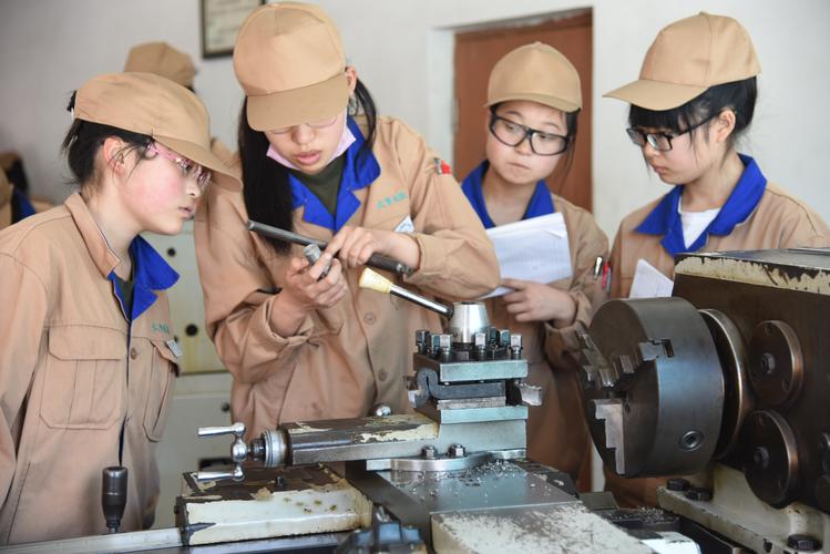 高级技工证查询入口 高级技工证查询入口